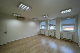 Kancelárie, administratívne priestory for rent, Komárno, Komárno