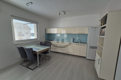 3-room apartment with a garage in the lucrative Duna 1 apartment building in Komárno