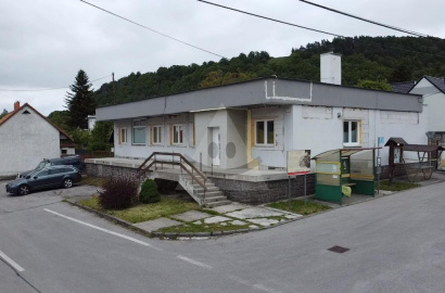 Polyfunkčný objekt for sale, Podhradie