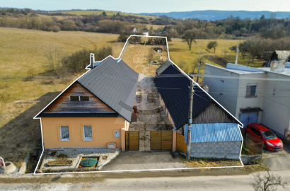 2 HOUSES ON 3000m2 OF LAND (also suitable for business/parking) + FLOORPLAN