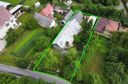 House suitable for recreational use with garden / 592 m2 / - Dolná Mariková