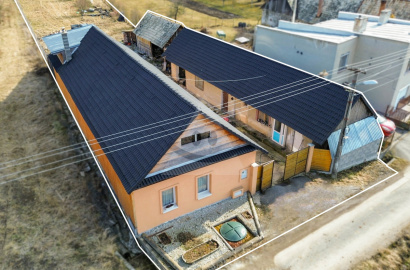 2 HOUSES ON 3000m2 OF LAND (also suitable for business/parking) + FLOORPLAN