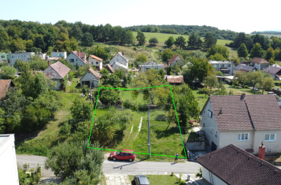 Pozemok pre rodinné domy for sale, Diviaky nad Nitricou