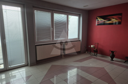 Family house for sale in a terraced building in Komárno