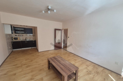 Partially renovated 2-room apartment near the center of Komárno