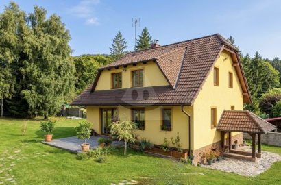 Exclusive Family House for Sale, Karvaša a Bláhovca, Vrútky