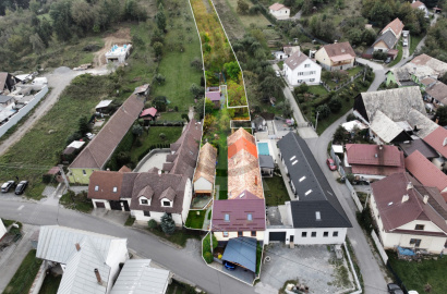 Exclusive Investment Opportunity in Zvolen – Three Houses on a Huge Plot (1783 m²) in Môťová!