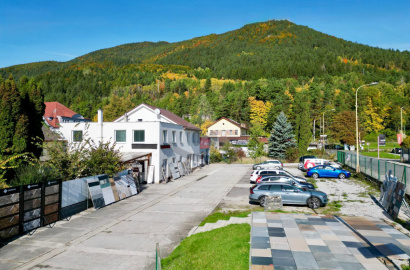 Large newly renovated commercial space with land for rent, Ružomberok