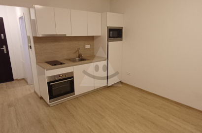 Studio apartment / 27 m2 / - Žilina - Bulvár