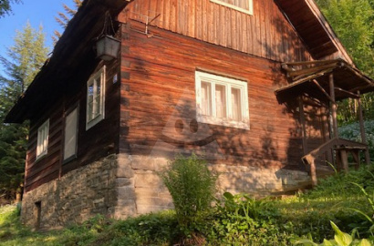 Wooden house with garden,/1225m2/, Terchová - Žilina
