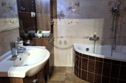 3-room apartment CENTER, 2x loggia, brick core, 84.6 m², EXCHANGE