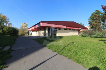 Polyfunctional building with parking and loading ramp – Sekier, Zvolen