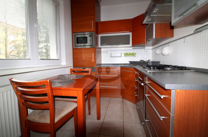 2-room apartment with loggia /59 m2/ Žilina - Bulvár