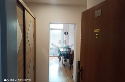 1-room spacious apartment with a balcony and 2 x parking spaces