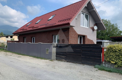 House for sale, Turany