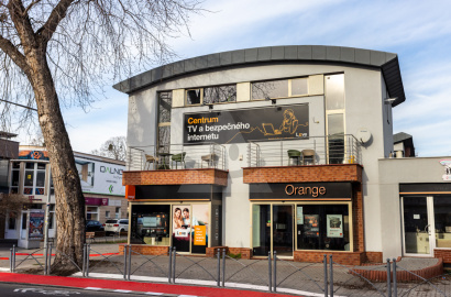 Polyfunkčný objekt for sale, Centrum, Partizánske