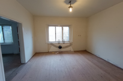 For sale 4-room family house with great potential in Chotín