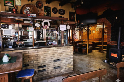 Investment opportunity with tradition: Established hospitality business by the cycling path and the Nitra River