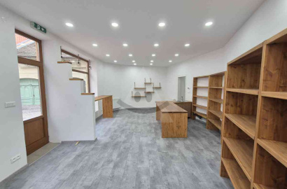 Commercial space in the city center of Komárno for rent
