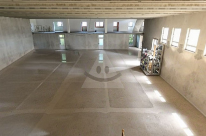 Business building/warehous and land for rent, Bernolákovo
