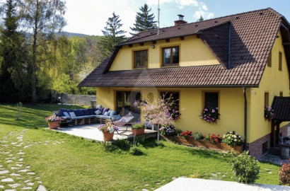 Exclusive Family House for Sale, Karvaša a Bláhovca, Vrútky