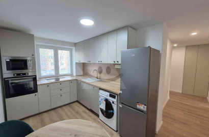 Modern, newly renovated brick 2-room apartment in Komárno