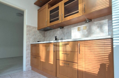 Partially renovated 1-bedroom apartment near the center of Komárno