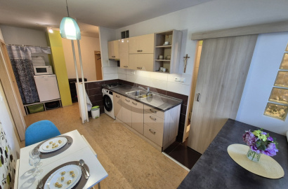 2-room apartment with balcony / 55 m2 / - Žilina ( Bulvár - Hliny III )