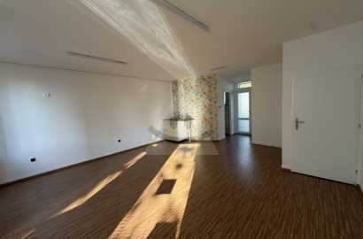 We offer space for rent suitable for office and commercial premises.