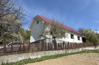 Family house in a vacant lot /424 m2/, Ochodnica