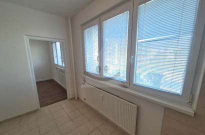 Renovated 1-bedroom apartment near the Komárno bus station