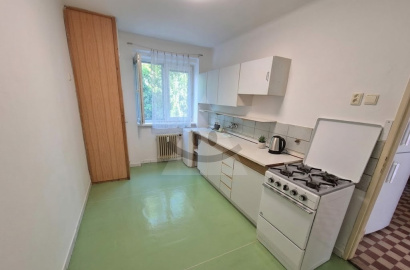 For sale 2-room brick apartment in Komárno