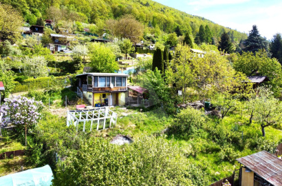 Garden with cottage / 385 m2 / Žilina - Dubeň