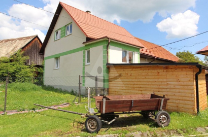 Live and receive rental income, 7-room house with apartment unit in Lúčky