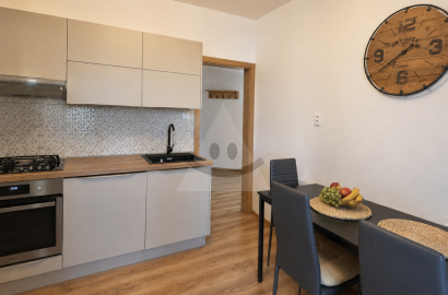 3- izbový byt s loggiou /64 m2/, Žilina - Solinky