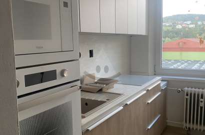 3-room apartment with a large balcony (61.5 m²) – Kysucké Nové Mesto, town center