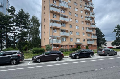 For sale 3-room apartment in original condition, Dr. Aurel Stodolu Embankment, Liptovský Mikuláš
