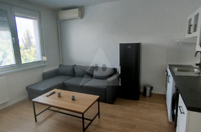 Fully renovated and furnished 1-room apartment for rent (Siedme sídlisko)