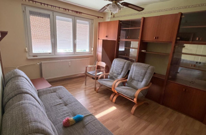 2-room apartment for sale with air conditioning and new windows