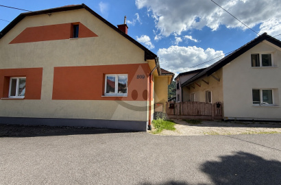 Family house in a shared yard, which is part of a semi-detached house for sale Ružomberok, Likavka, Likavka