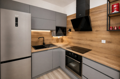 Live near the university – 2-bedroom apartment for rent in Martin city centre.