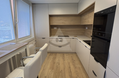3-room flat with 2 loggie/82 m2/, Žilina - Vlčince I.