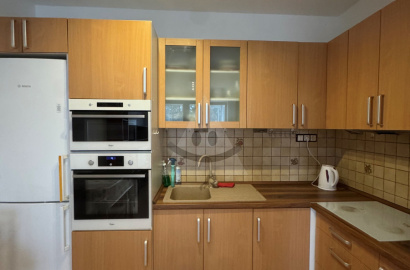 2-room apartment with a loggia /45 m2/, Žilina - Rosinská