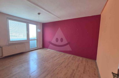2-room apartment with a balcony for sale near the city center in Komárno