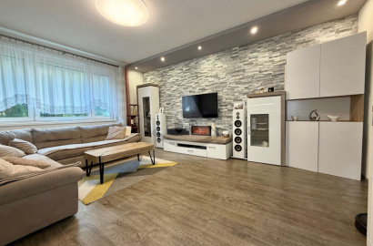 Apartment for a family with a nice view, Klačno